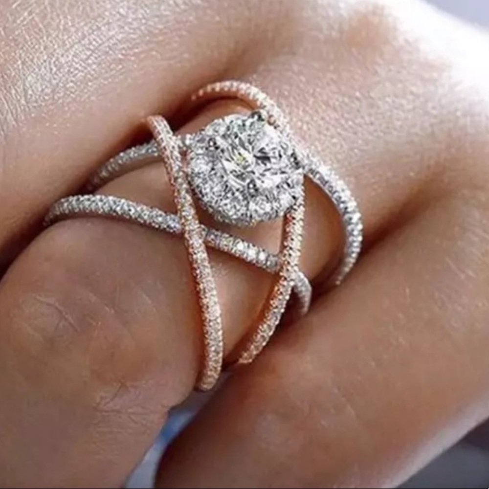 TWISTED 925 STERLING SILVER ROSE GOLD DIAMOND RING, CUTE RING, SHINY RING. - Picture 2 of 4